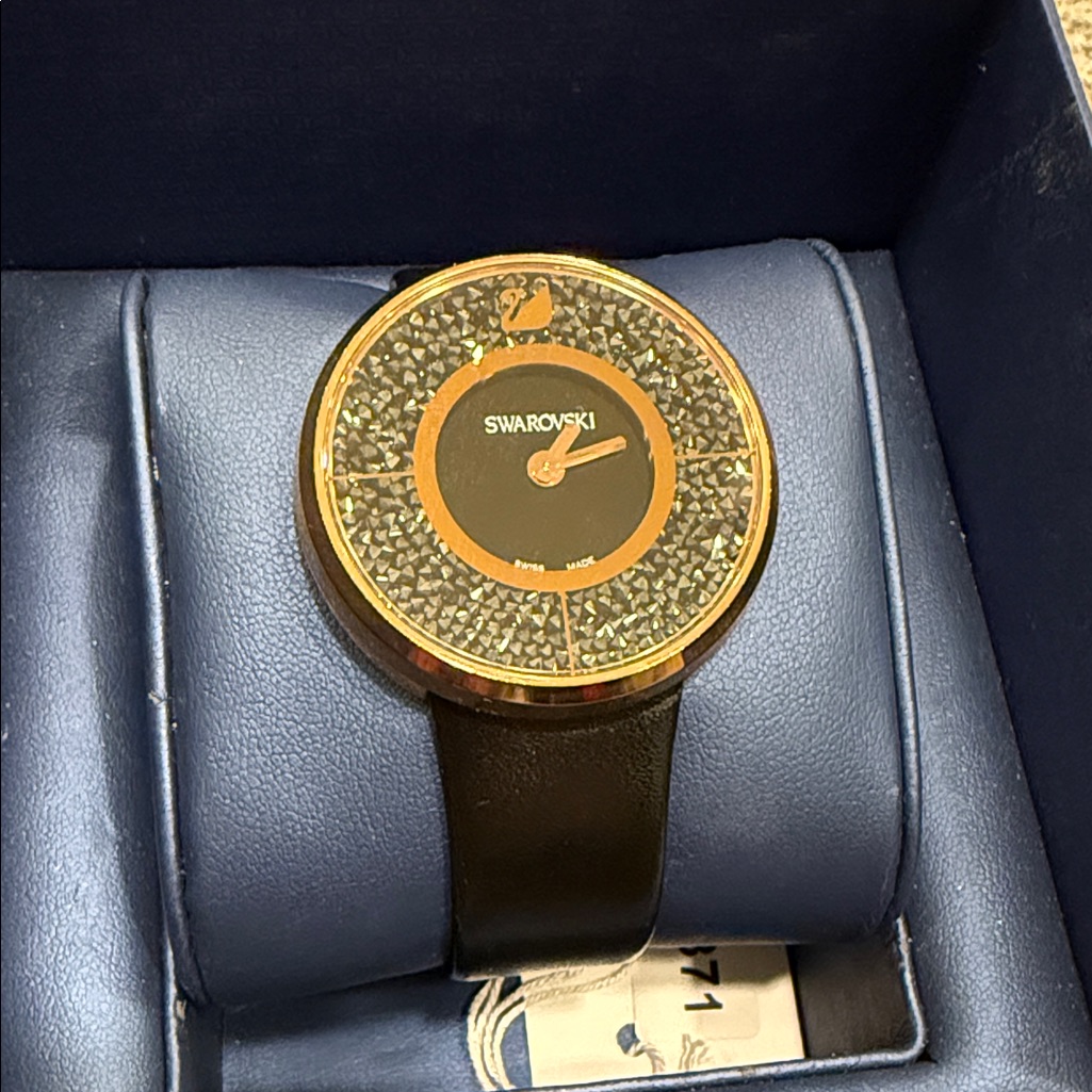 Swarovski Luxurious Black And Rose Gold Watch